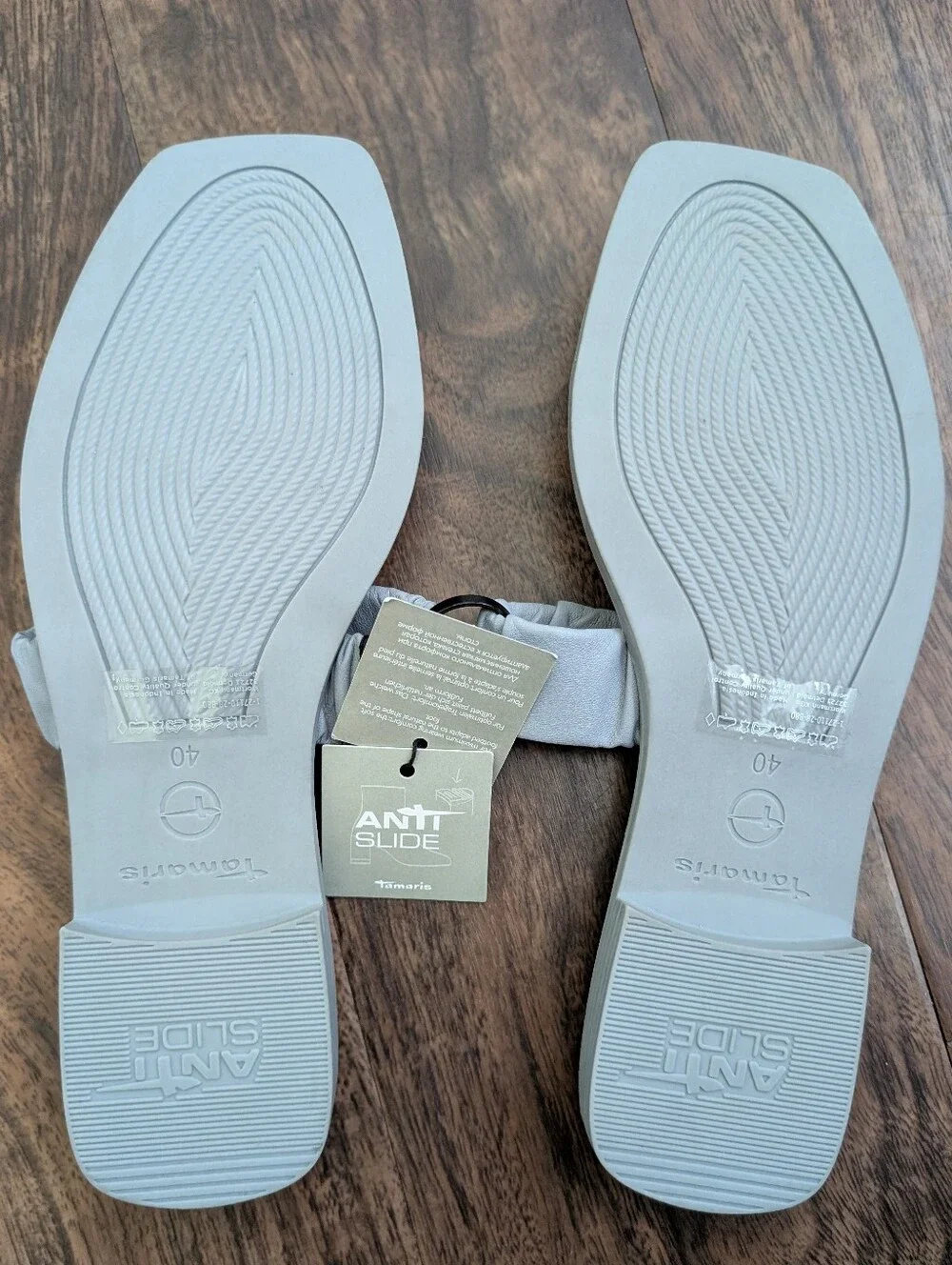 Tamaris 40 Slate Grey Light Gray Slip-On Sandals Cushion Footbed Strappy